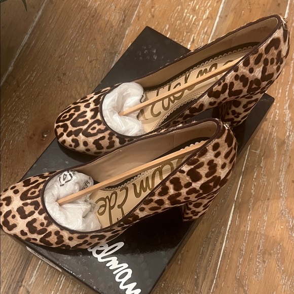 Sam Edelman Leopard Print Block Heels - Picture 4 of 8